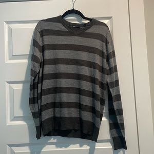 Men’s gray striped sweater